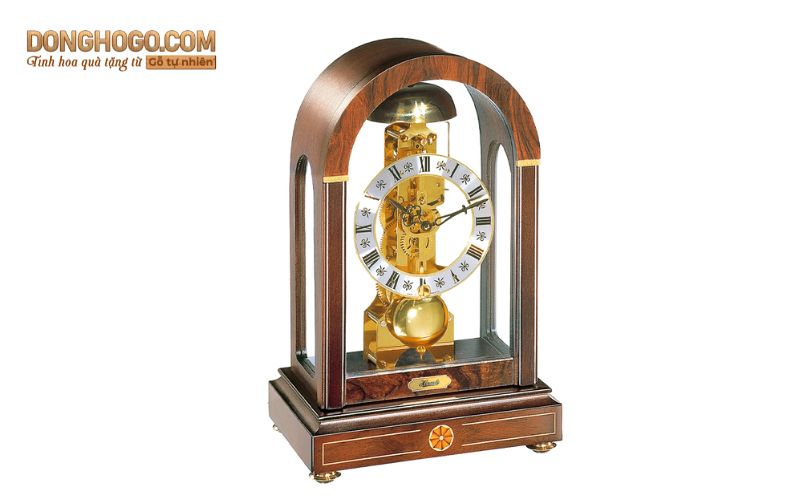 Đồng hồ gỗ để bàn cổ điển